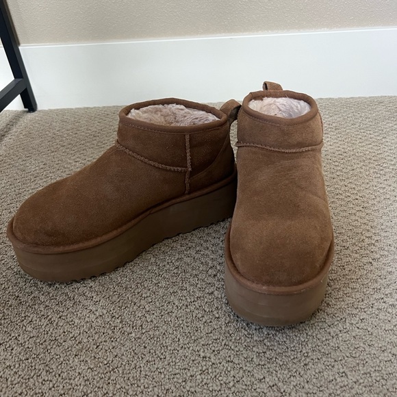 UGG Platform Ultra Mini size 9 - Picture 4 of 5